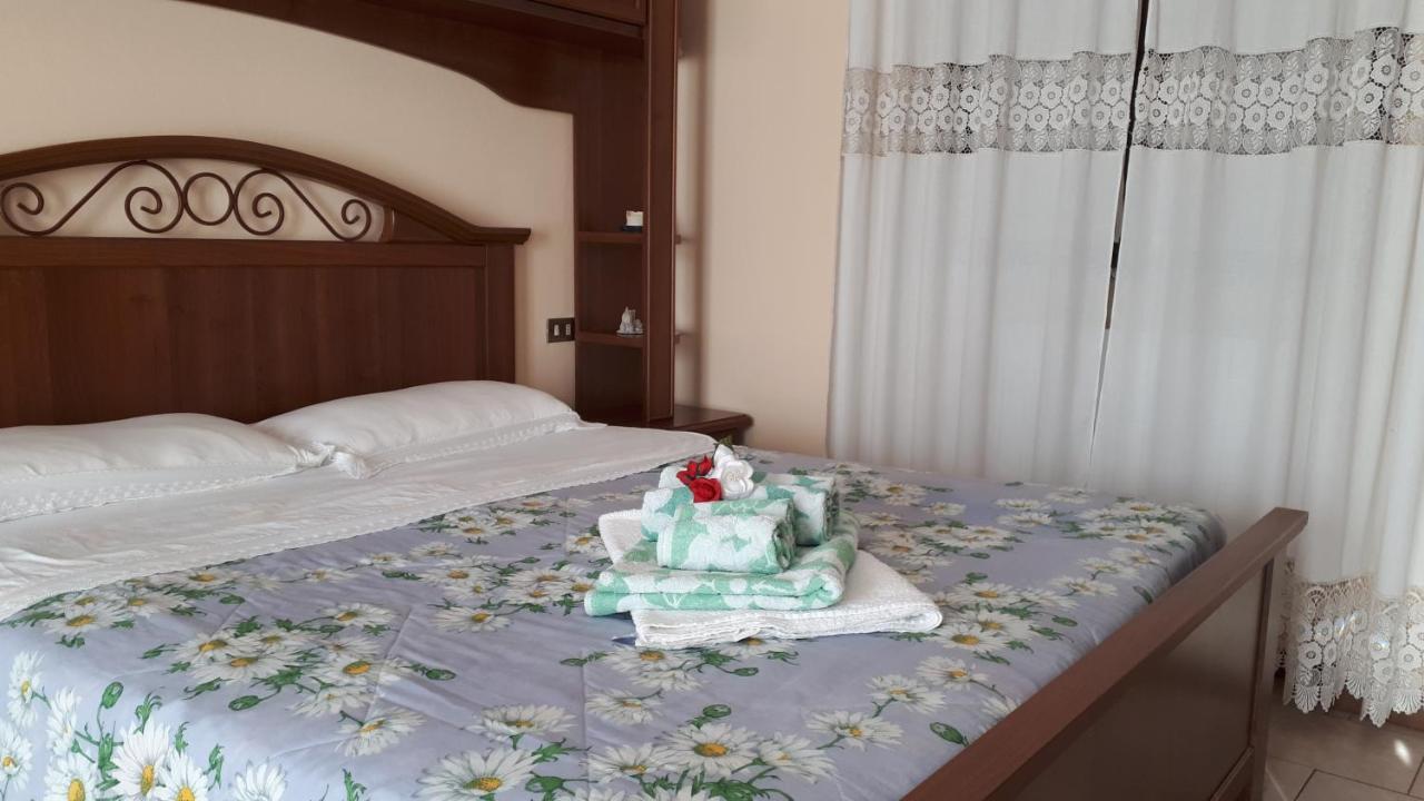 Ginger'S House Malpensa Apartment Cardano Al Campo Exterior photo
